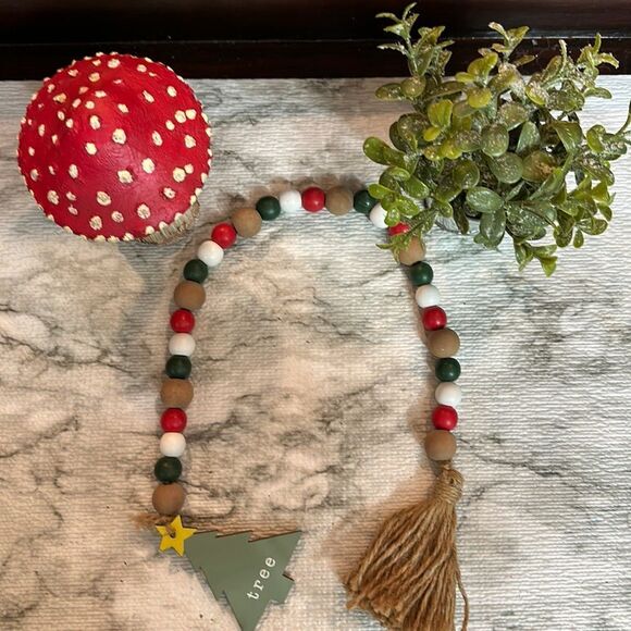 Christmas Tree Wood Beads Decor - Picture 1 of 4